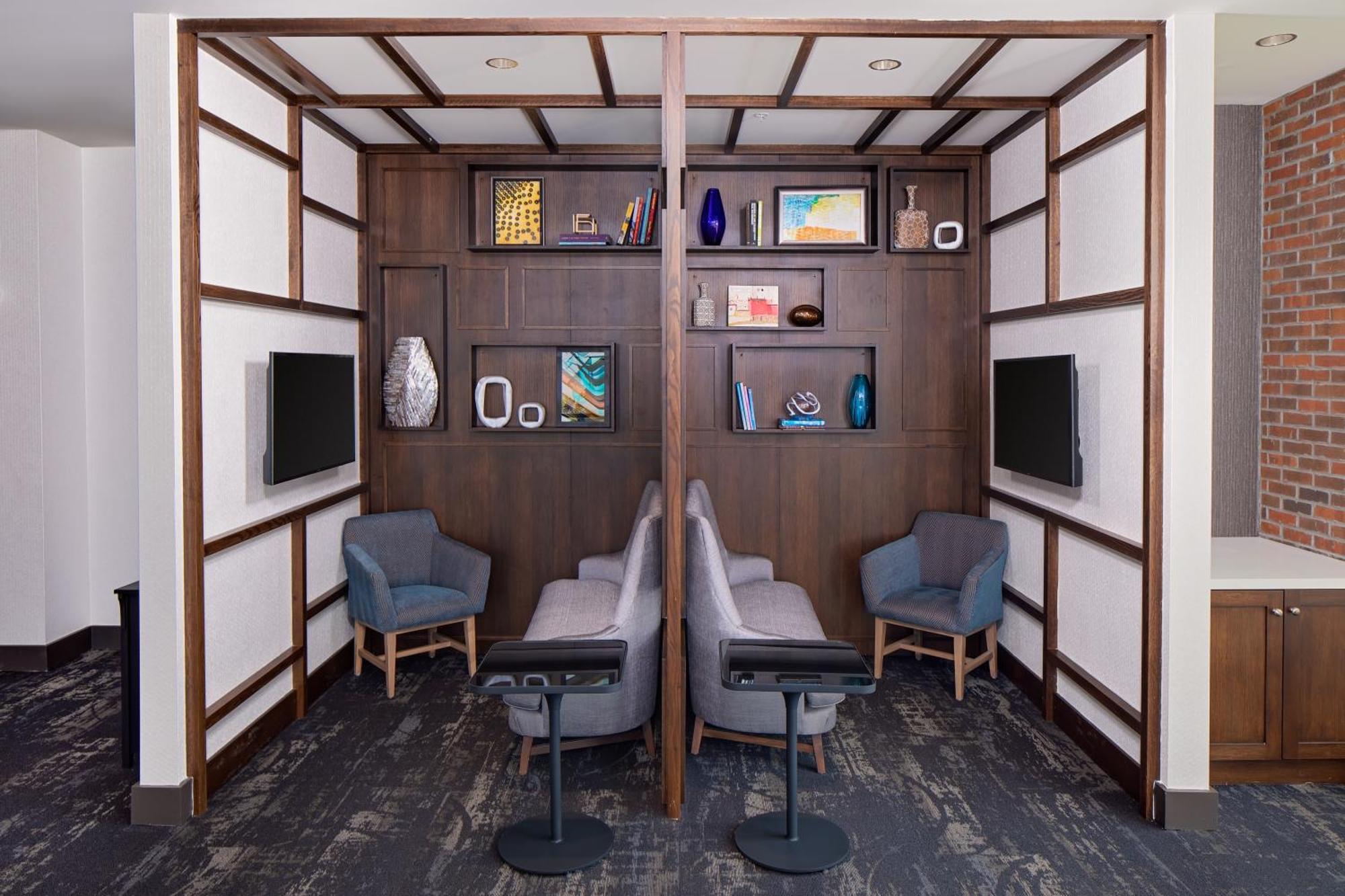 Hyatt Place Florence Downtown Экстерьер фото