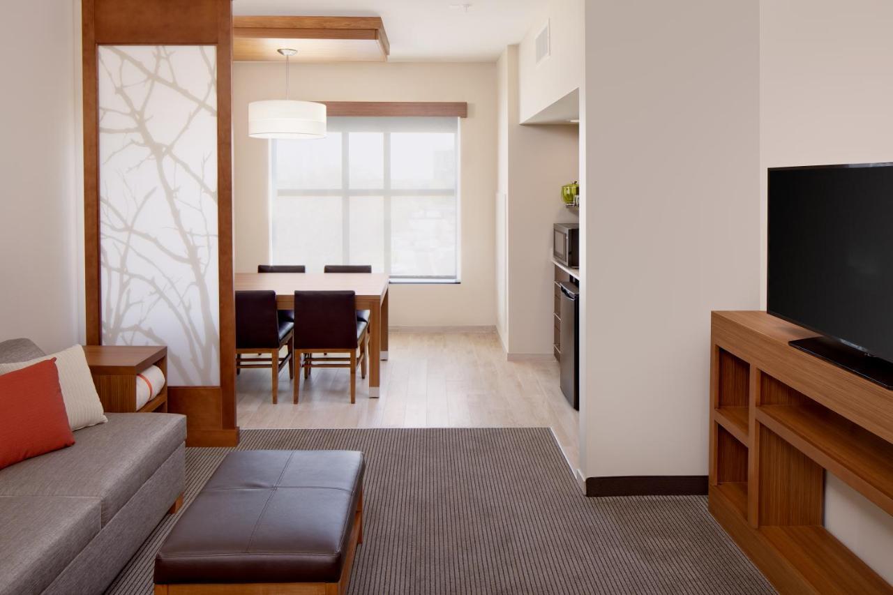 Hyatt Place Florence Downtown Экстерьер фото